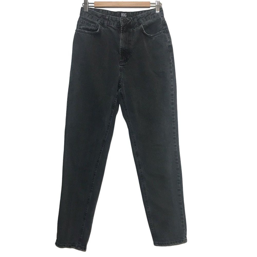 BDG Urban Outfitters High Rise Mom Jeans Size 28